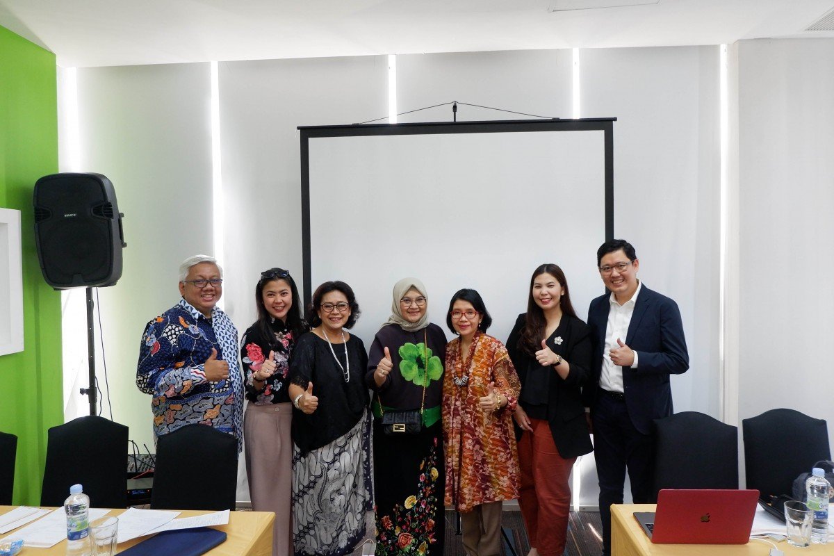 Speakers and moderator of Public Seminar with Head of Department of Dermatology –Venereology FMUI – Cipto Mangunkusumo National Central General Hospital